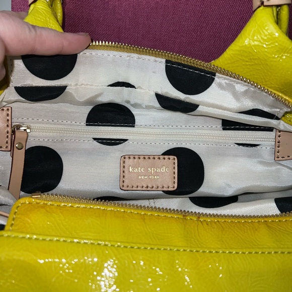 Kate Spade Shoulder Bag in Yellow Patent - Picture 11 of 12